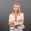 Photo of Kari L. Heinze