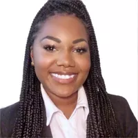 Photo of Alexandra Provost