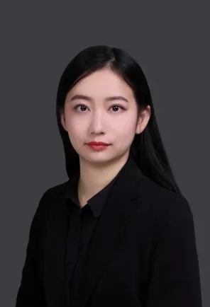 Photo of Lucia Lu