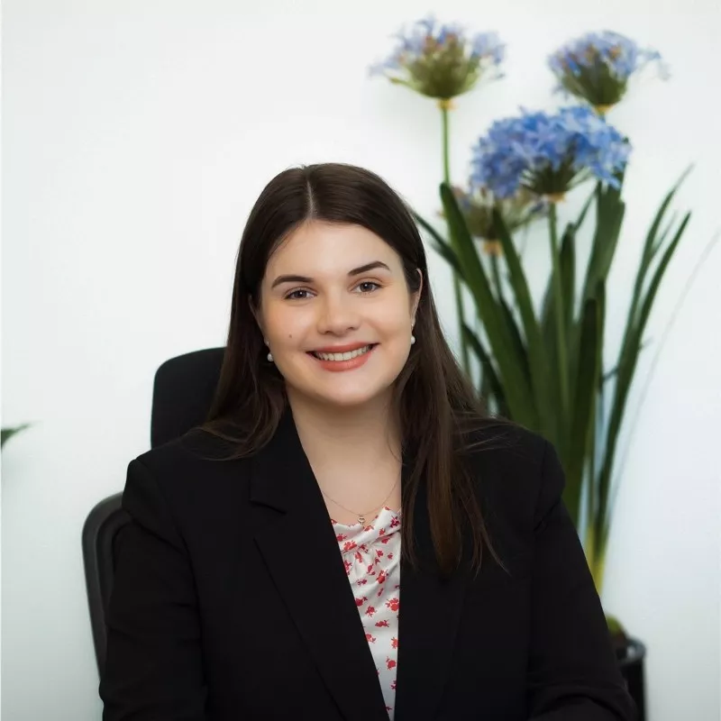 Photo of Mia Loukas