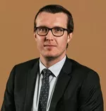 Photo of Andrew  Becker